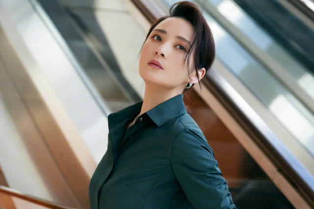 风暴蔓延,李佳琪的损失继续,赌博协议可能会毁了他