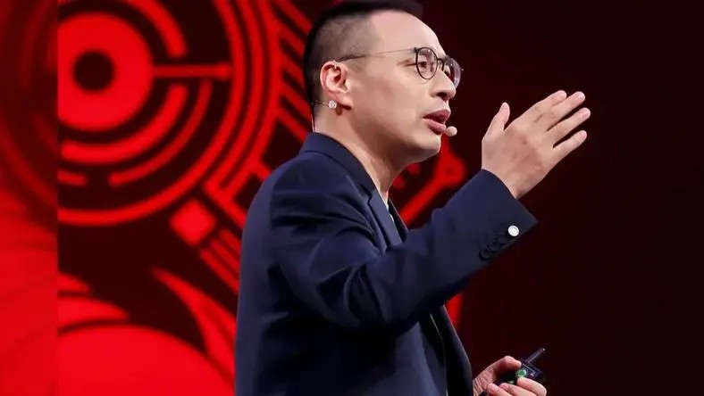 黄韵玲经纪人回应《年轮》被质疑抄袭《蝶恋》!称现在不方便说