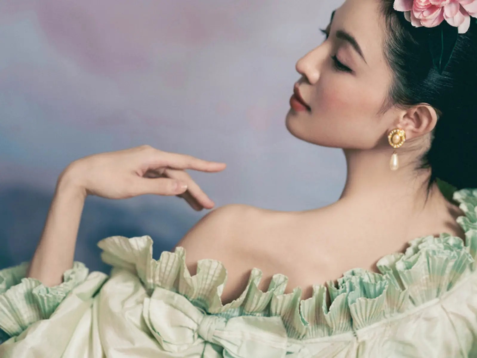 VOGUE中国20周年盛典:红毯成“照妖镜”,明星造型几家欢喜几家愁