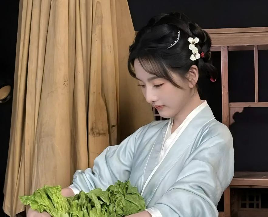 同步北美！经典格斗游戏改编的R级动作电影《真人快打2》中国内地定档5月8日